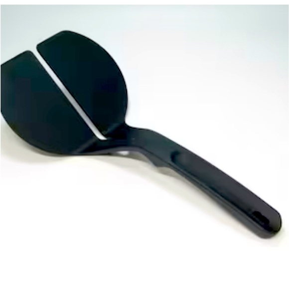 Pampered Chef Nylon Panini Spatula - Picture 1 of 3